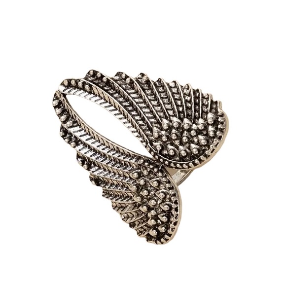 Punk Style Silver Angel Wings Ring - Picture 5 of 7